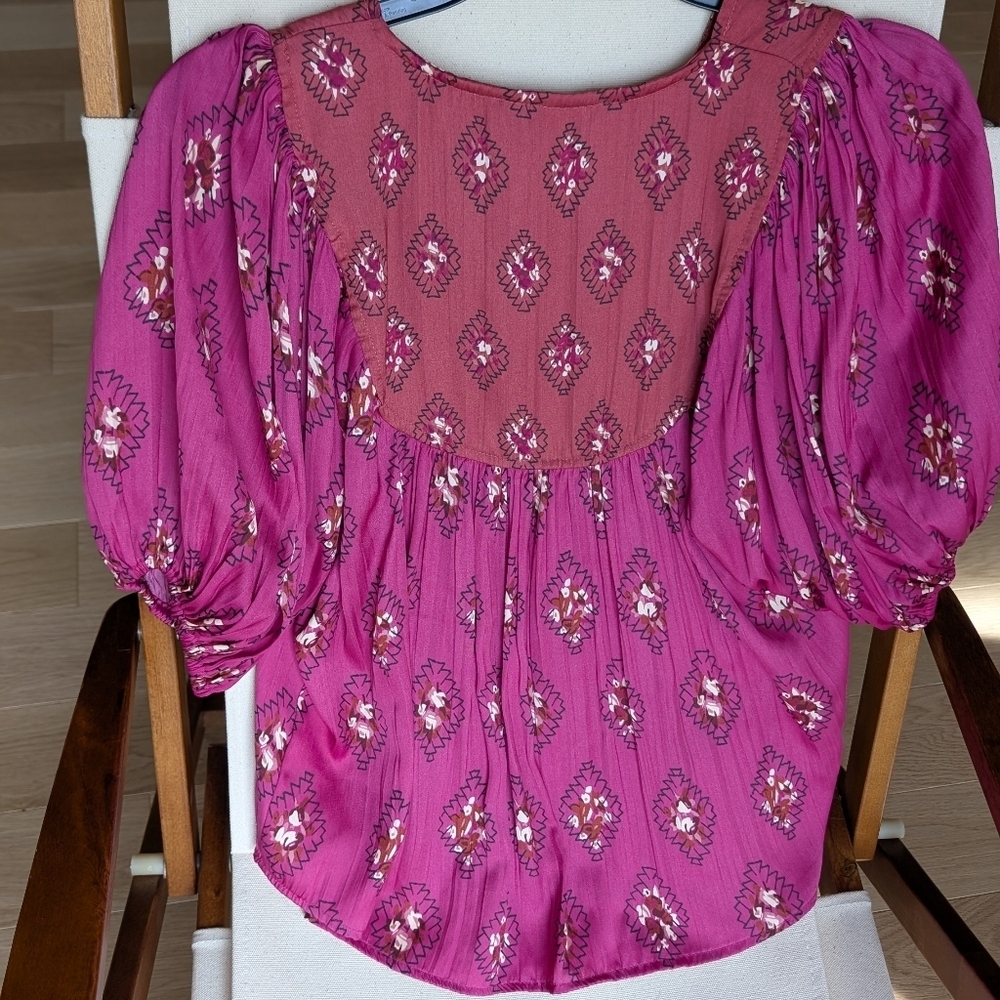 Anthropologie Womens Top Size XS Pink Diamond Print Flowy Balloon Boho Blouse - Picture 4 of 7